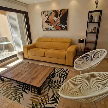 Апартаменты Climatise 2 Pieces Avec Vue : 4 Pers, Piscine, Parking - Fr-1-780-38 Сент-Максим