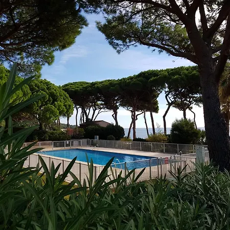 Climatise 2 Pieces Avec Vue : 4 Pers, Piscine, Parking - Fr-1-780-38 Апартаменты