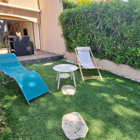 Апартаменты Climatise 2 Pieces Avec Vue : 4 Pers, Piscine, Parking - Fr-1-780-38